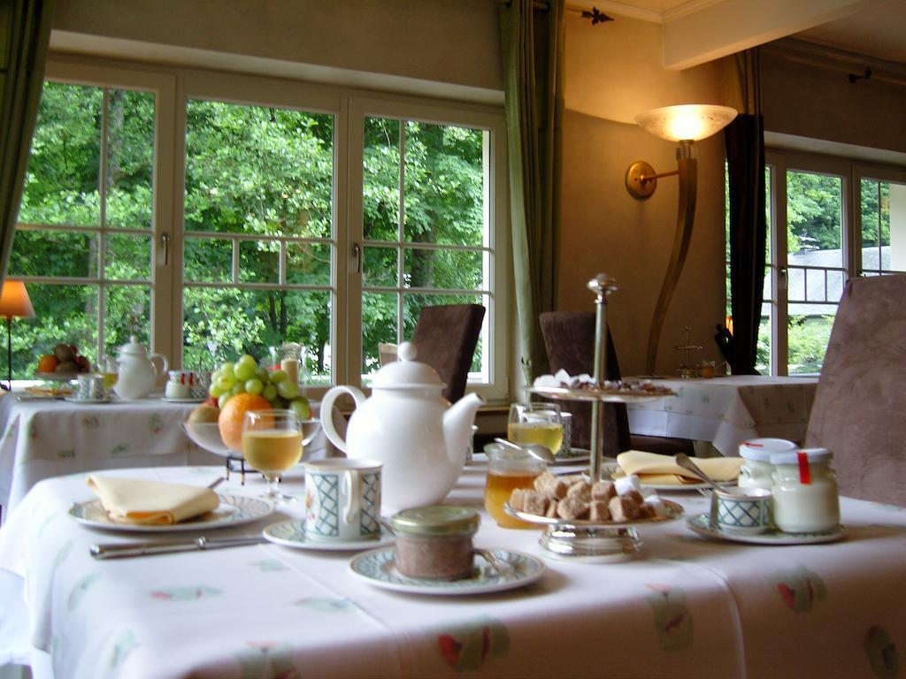 Hotel Les Ardillieres Du Pont D'Oye Habay-la-Neuve Экстерьер фото